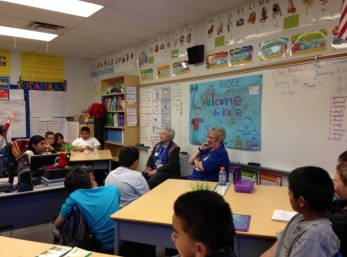 Dr. Kate and Jutti introduce themselves to the students.